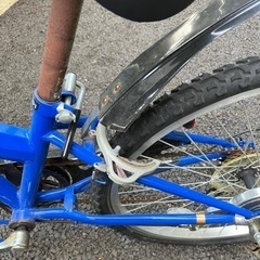 自転車 クロスバイクの画像