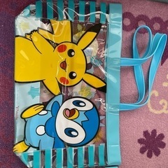 未使用品
プールバックの画像