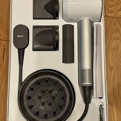 【値下げ】ダイソンHD01ヘアードライヤー　