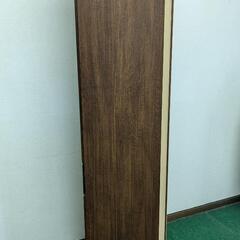 【棚板位置変更可】収納家具の画像