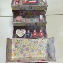 すみっこぐらし　メイクボックス　の画像