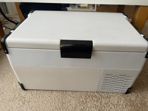 車載冷蔵庫　　CBL-250