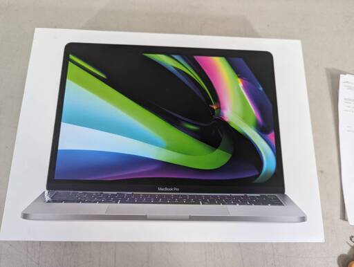 【展示品・使用感あり】macbook pro 13インチ mneh3j/a