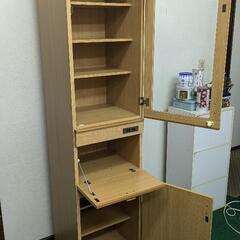 棚位置変更可　コンセント通電確認済　収納家具の画像