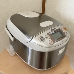 【引渡し決定】象印　極め炊き炊飯器の画像