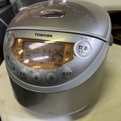 TOSHIBA RC-6XK [備長炭鍛造かまど釜] 炊飯器 