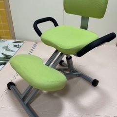 最終値下げ！　バランスチェアの画像