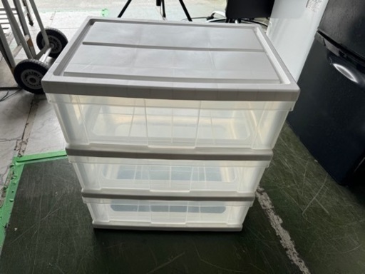 衣類収納　透明ケース　三段　クローゼット収納　中古