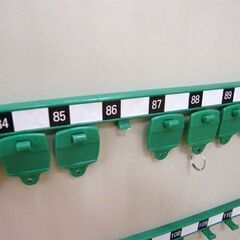 内田洋行 キーケース トランクタイプ 120本収納 鍵ケース 壁掛 キーボックス 施錠装置付 不動産管理 オフィス 駐車場 札幌市 厚別店の画像