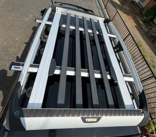 THULE Trail 824 ルーフラック　セット