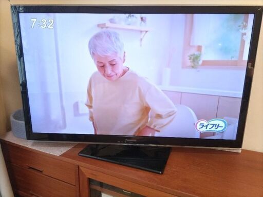 42型パナソニック製2012年製液晶テレビ