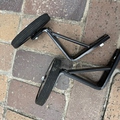 自転車 マウンテンバイク　16インチ　ブルー　ジープ　jeep 補助輪付きの画像