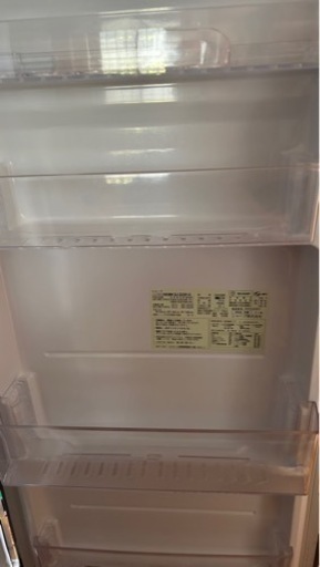 冷蔵庫　シャープ　２２５Ｌ
