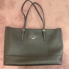 【最終値下げ】guess トートバッグ　ブランド