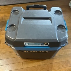 イグルー マックルコールド 62QT (58L) クーラーボックスの画像