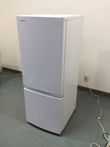 JT9129【TOSHIBA/東芝 2ドア冷蔵庫】美品 2022年製 GR-U15BS-W 家電 キッチン 冷蔵冷凍庫 右開き 153L