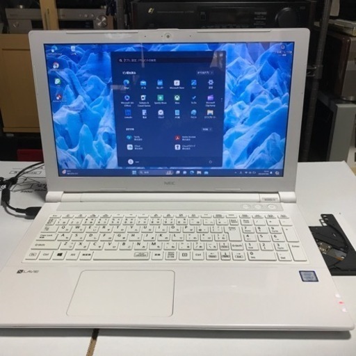 NEC lave Windows11SSD core i3美品