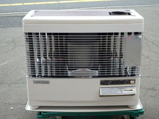 サンポット■ 煙突式石油ストーブ KSH-7010RC 中古品 石油ストーブ 木造～18畳/コンクリート29畳 灯油 ホワイト 煙突式 / No.2624