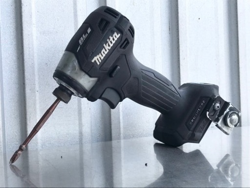 E447◇マキタ◇充電式インパクトドライバ◇18V◇本体のみ◇TD173D