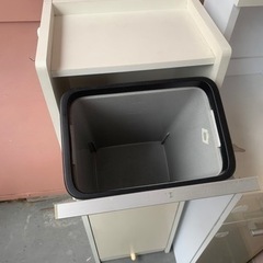 家具 鏡
の画像