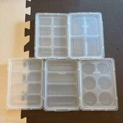 差し上げます　　リッチェル　離乳食冷凍容器