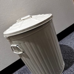 【美品】缶タイプゴミ箱