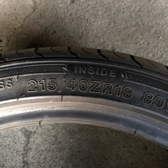 海外製 215/40r18 夏 1本の画像
