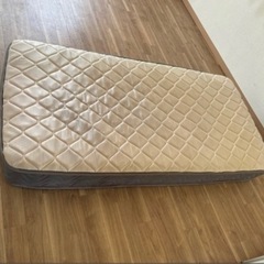 寝具 家具 マットレス シングル 無料(電車代500円付き)の画像