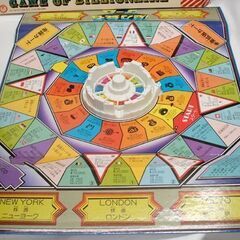 中の使用感少なめ 昭和レトロ 当時物 タカラ 億万長者ゲーム 1981 付属品すべて有　抱っこちゃんマーク アメリカンゲーム ☆ PayPay(ペイペイ)決済可能 ☆ 札幌市 豊平区 平岸 平岸店の画像