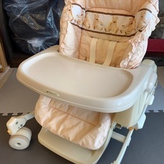 コンビ　ハイロー　スウィング
ラック　の画像