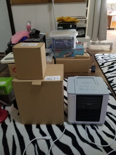 最終値引き。激安。激安商品多数出品中。ここ冷えR4茶箱。専用フィルター付き。美品。早い者勝ち。