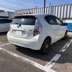 H24年式　アクア　S　車検：令和7年7月！　ナビ・フルセグTV！の画像