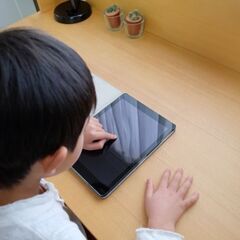 未経験でも可！学校現場を変革するICT支援員を大募集！！（完全土日祝休み）の画像
