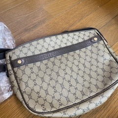 NINARICCI　ショルダーバッグ