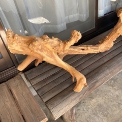 インテリア　木の置き物の画像