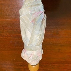 折りたたみ傘の画像