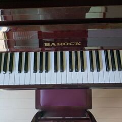 アップライトピアノの画像