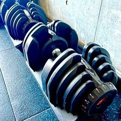 【取引先決定済み】可変式ダンベルペア(5〜40kg)
