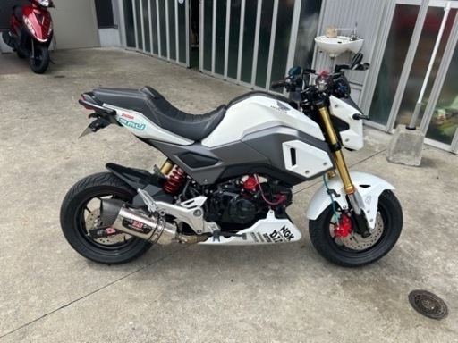 グロム　ヨシムラステンレスマフラー