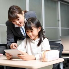 学校現場を変革するICT支援員を大募集！未経験可！！（完全土日祝休み）の画像