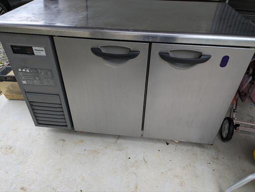 パナソニック　業務用冷蔵庫　240L