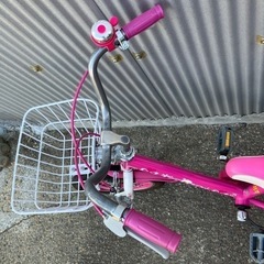 美品 14インチ 自転車 子供用 ヘルメット 補助輪付き　 　 の画像