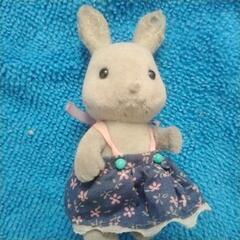 （訳あり)シルバニアファミリーうさぎ🐰セットの画像