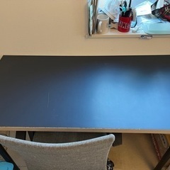 IKEAデスク+ニトリイスセットの画像