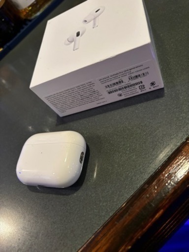 AirPods