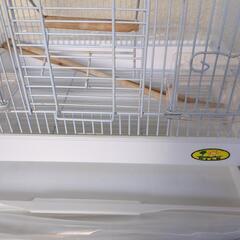 バードケージ＆ヒーター　鳥かごと暖房器具の画像