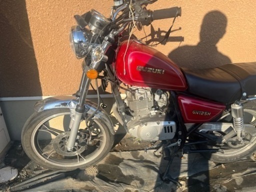 商談中　バイク スズキGN125H