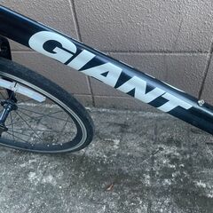 リサイクルショップどりーむ荒田店 No1344 ミニベロ　GIANT　ジャイアント　IDIOM　イディオム　軽量アルミ　大人気メーカーのカッコいいミニベロ車　ギア８段変速の画像