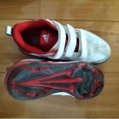 靴/バッグ 靴 スニーカー野球
の画像