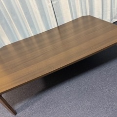 折りたたみテーブル
